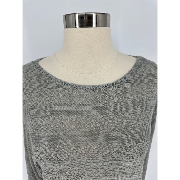 Tahari Linen Long Sleeve Top - Picture 5 of 9